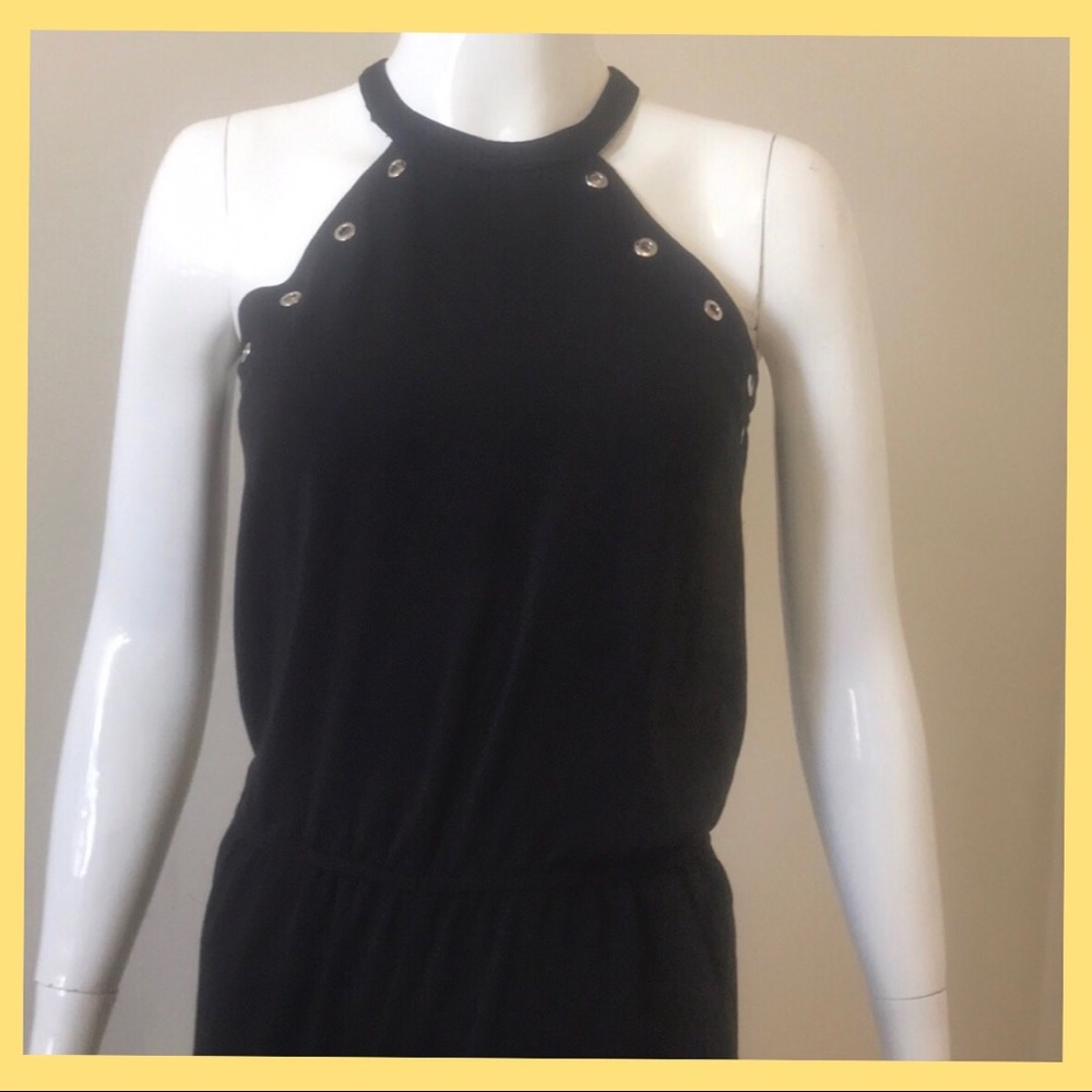 Elegant halter neckline jumpsuit, back-slit design